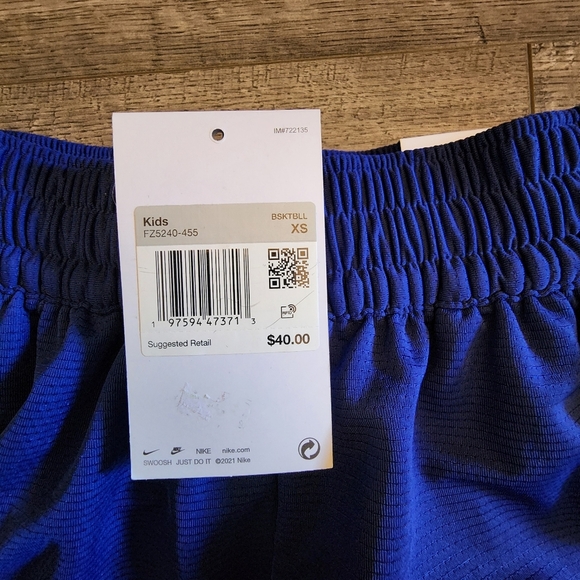 Nike Kids Blue Athletic Shorts - Picture 2 of 4